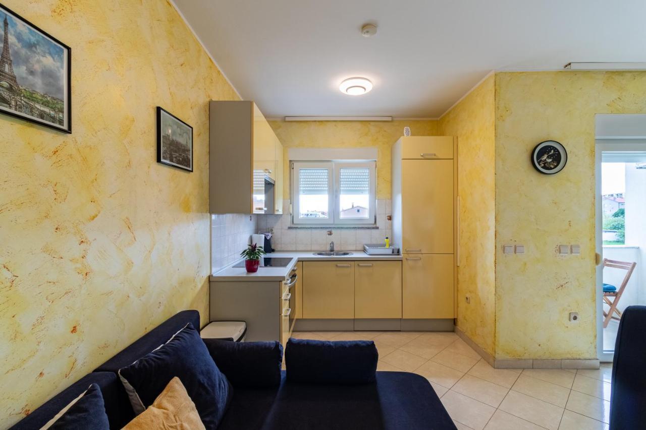 Apartment Ben1 Pula Buitenkant foto